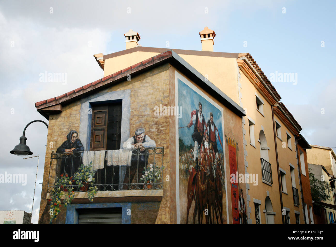 Los murales en Fonni Village, de la provincia de Nuoro, Cerdeña, Italia. Foto de stock