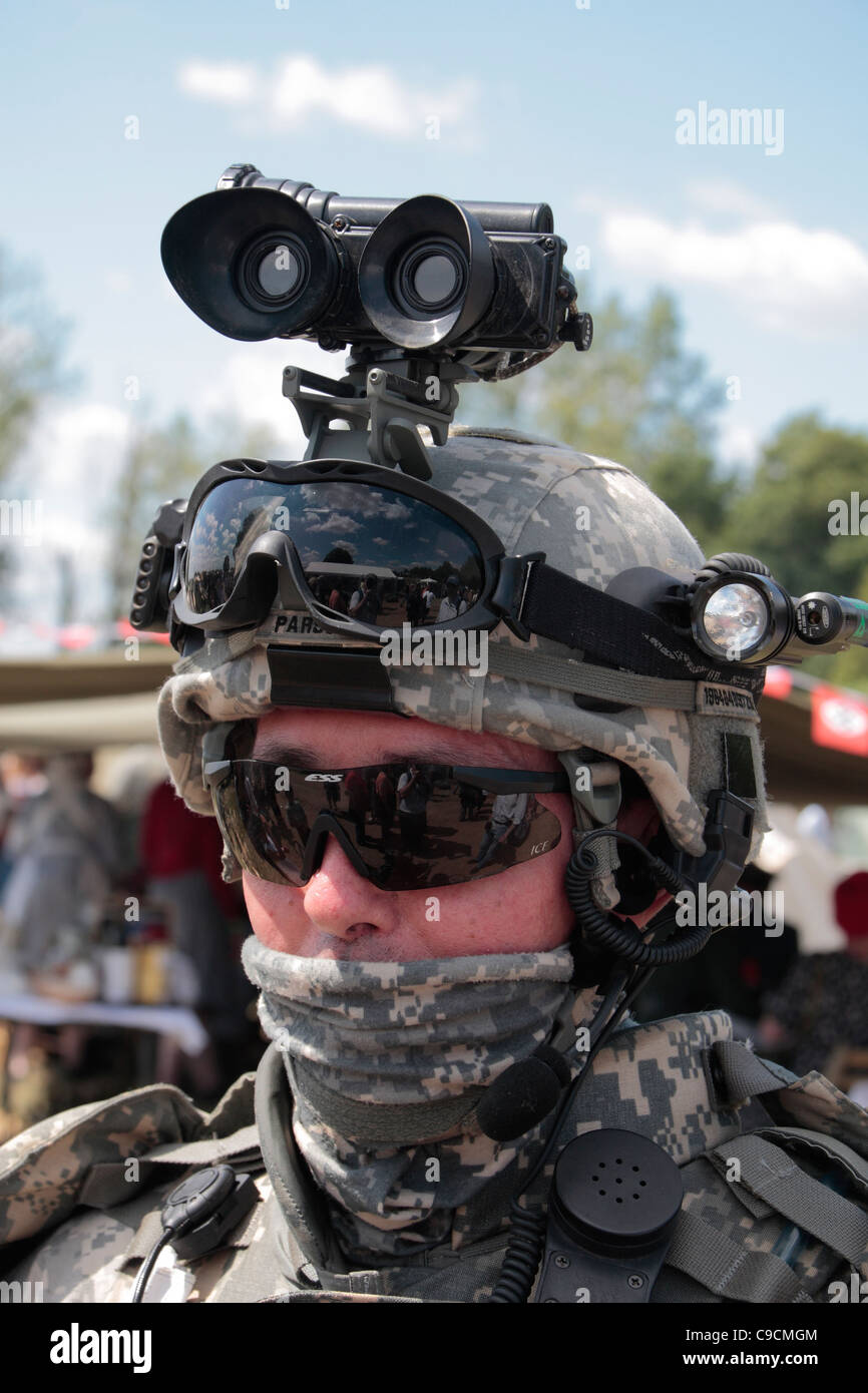 Estas gafas de visión nocturna del ejército de EEUU convierten la guerra en  Call of Duty
