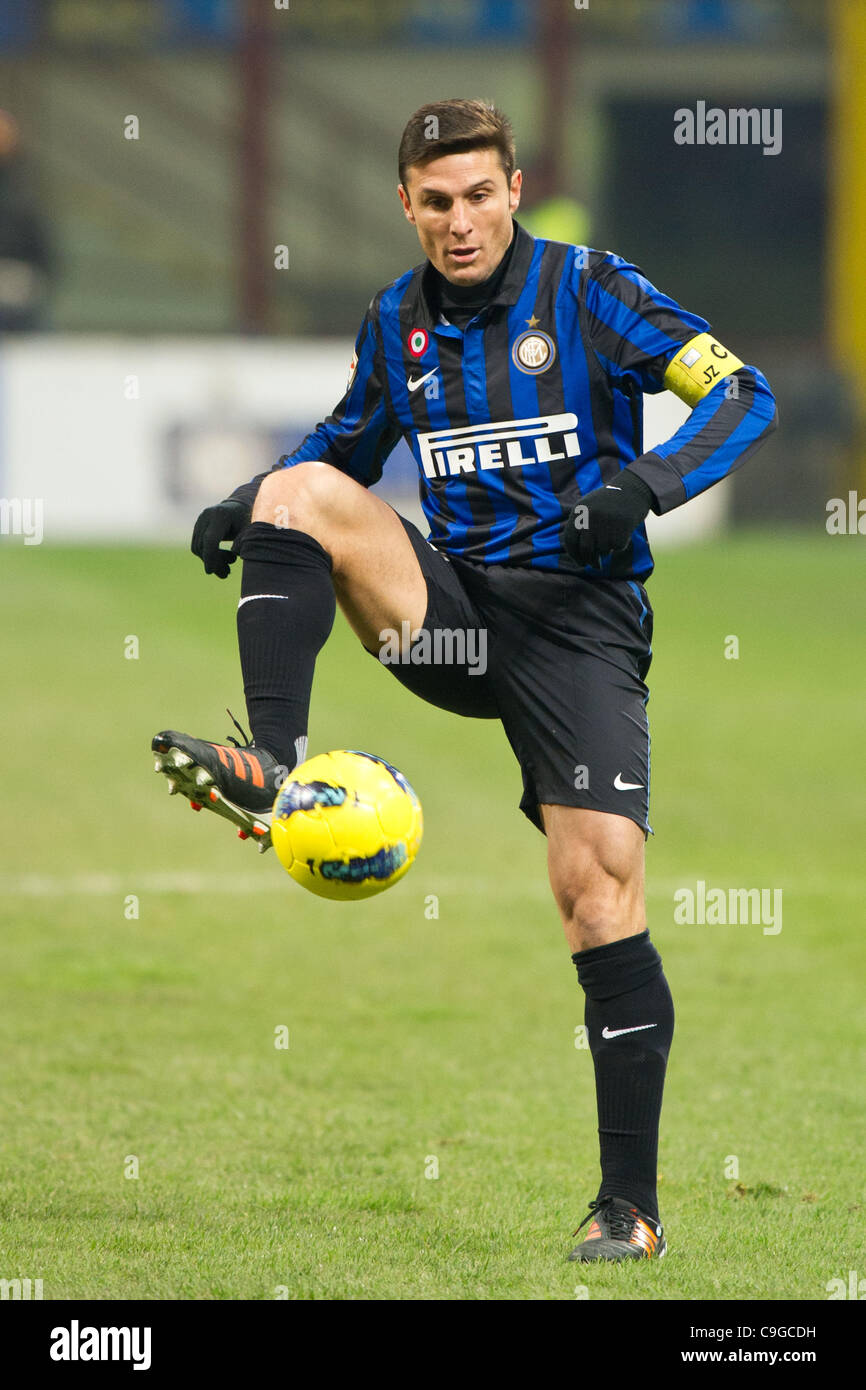 Javier Zanetti (Inter), Diciembre 21, 2011 - Fútbol / Soccer : Italiano  'Serie' un partido entre el Inter de