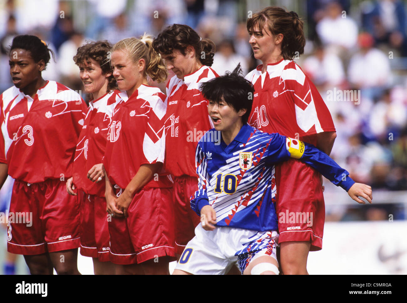 [Imagen: akemi-noda-jpn-5-de-mayo-de-1995-futbol-...c9mrga.jpg]