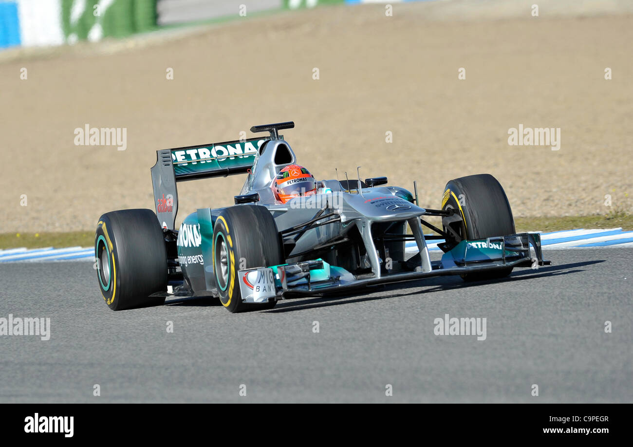 Michael Schumacher (GER), MercedesGP bei den ersten Formel 1 Testfahrten der Saison 2012 en Jerez, Spanien | Michael Schumacher (GER), MercedesGP durante pruebas de Fórmula 1 en Jerez, España Foto de stock