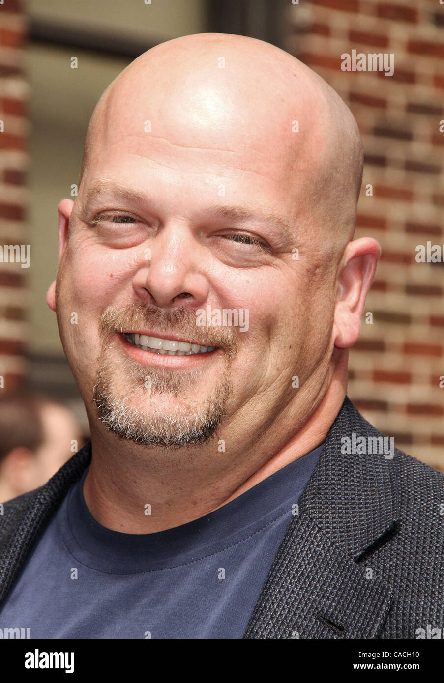 Junio 17, 2010 - Nueva York, Nueva York, EE.UU. - peón Star', Rick  Harrison en su aparición en el late night con David Letterman, celebrado  en el teatro Ed Sullivan. (Crédito de