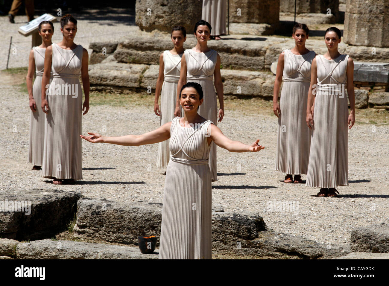 Vestido griego antiguo fotografías e imágenes de alta resolución - Alamy Vestido griego antiguo fotografías e imágenes de alta resolución - Alamy