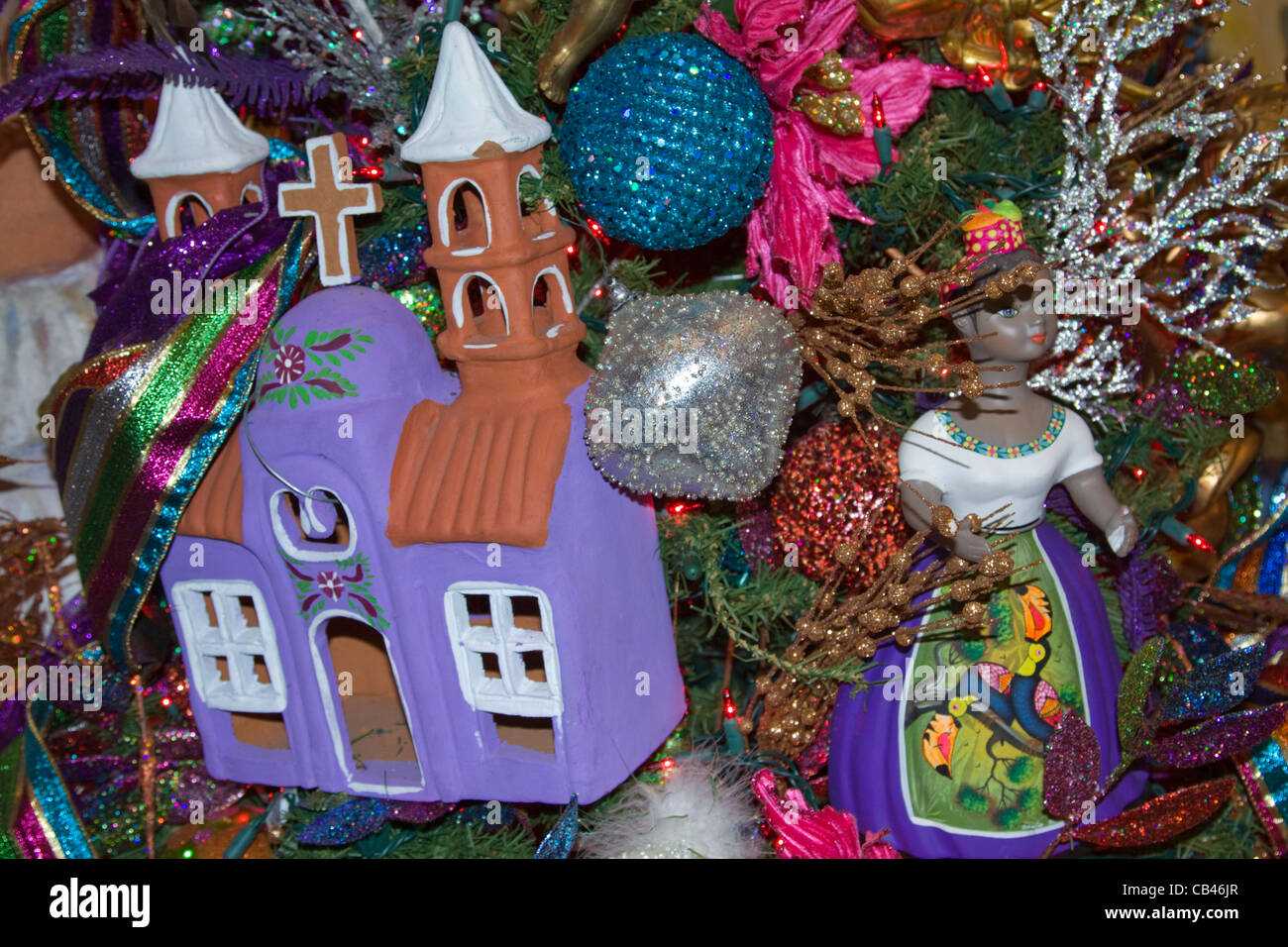 Adornos del árbol de Navidad mexicano en San Antonio Texas Fotografía de  stock - Alamy