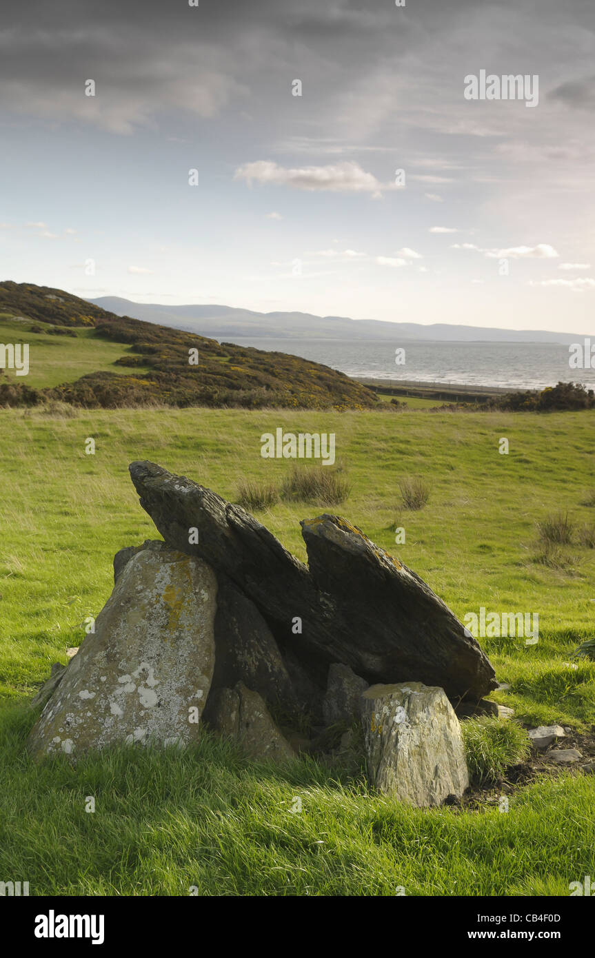 Criccieth Caer-Dyni cámara mortuoria neolítica Foto de stock