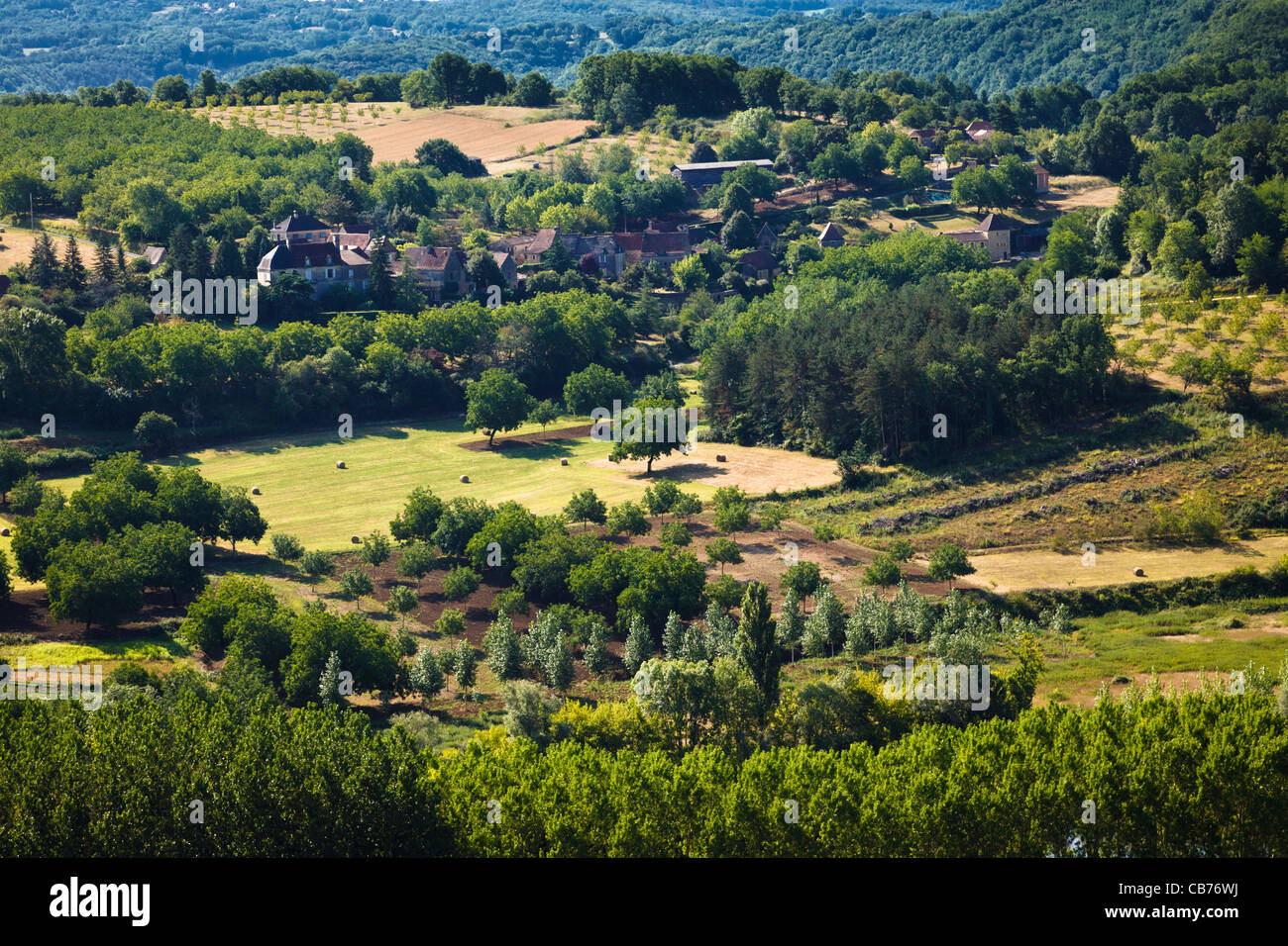 Campiña Francesa con vistas panorámicas del paisaje - Dordogne, Francia, Europa Foto de stock