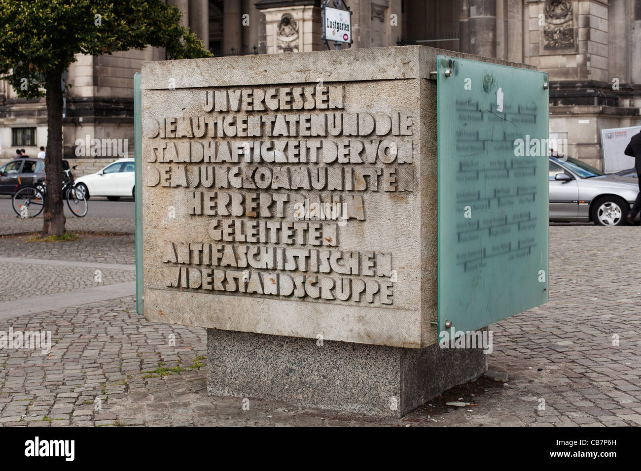 Un anti fascista memorial en Berlín, Alemania conmemora la resistencia grupo asesinado por los Nazis en la Segunda Guerra Mundial. Foto de stock