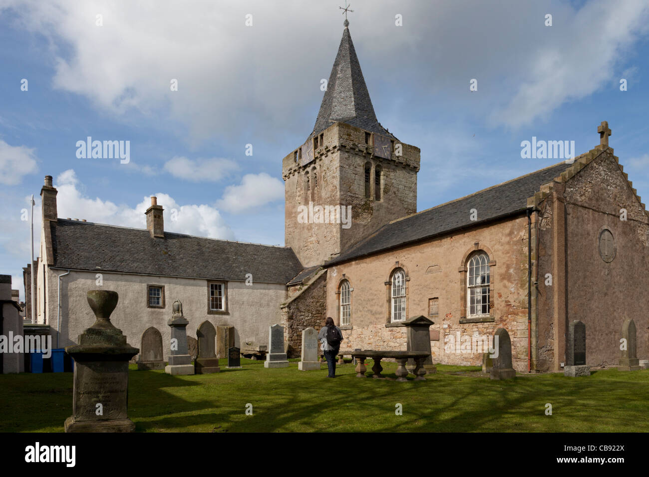 Anstruther iglesia y Hew Scott Hall, Anstruther, Fife, Escocia Foto de stock