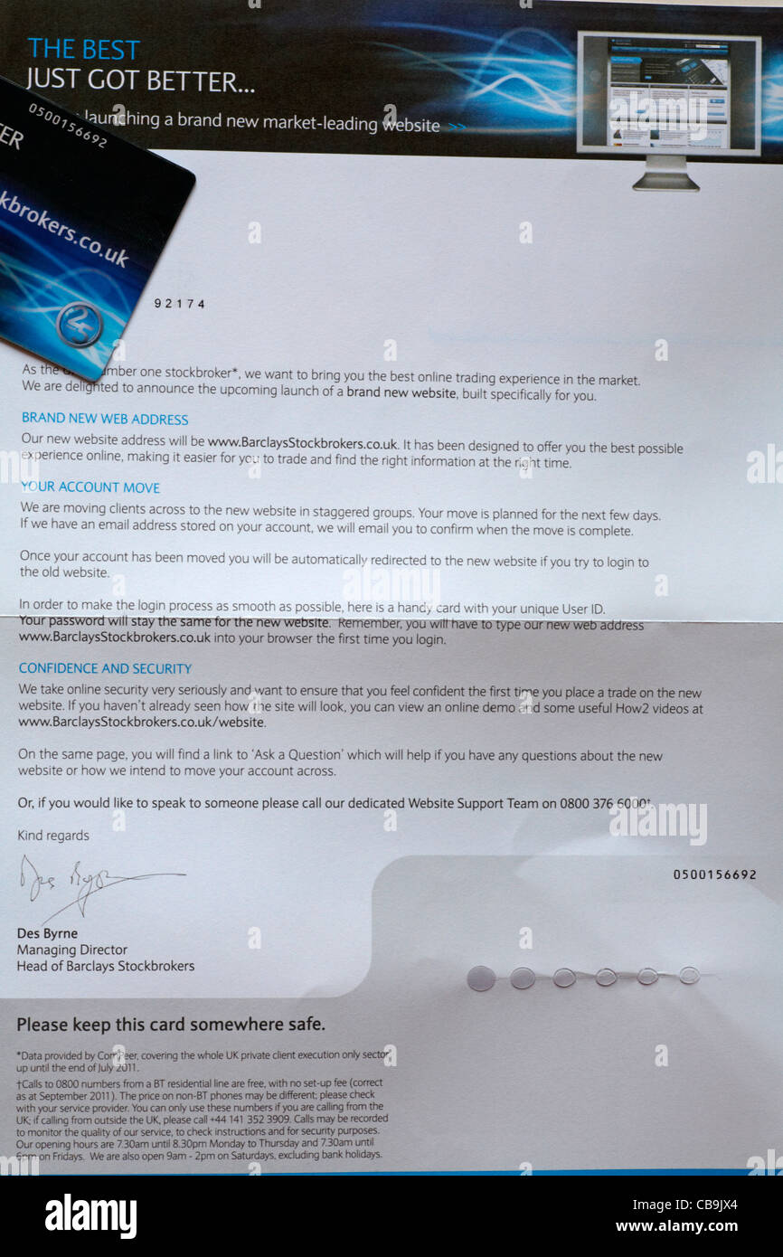 Carta de Barclays Bolsa con tarjeta plástica informándoles sobre el  lanzamiento de un nuevo sitio web líder del mercado Fotografía de stock -  Alamy
