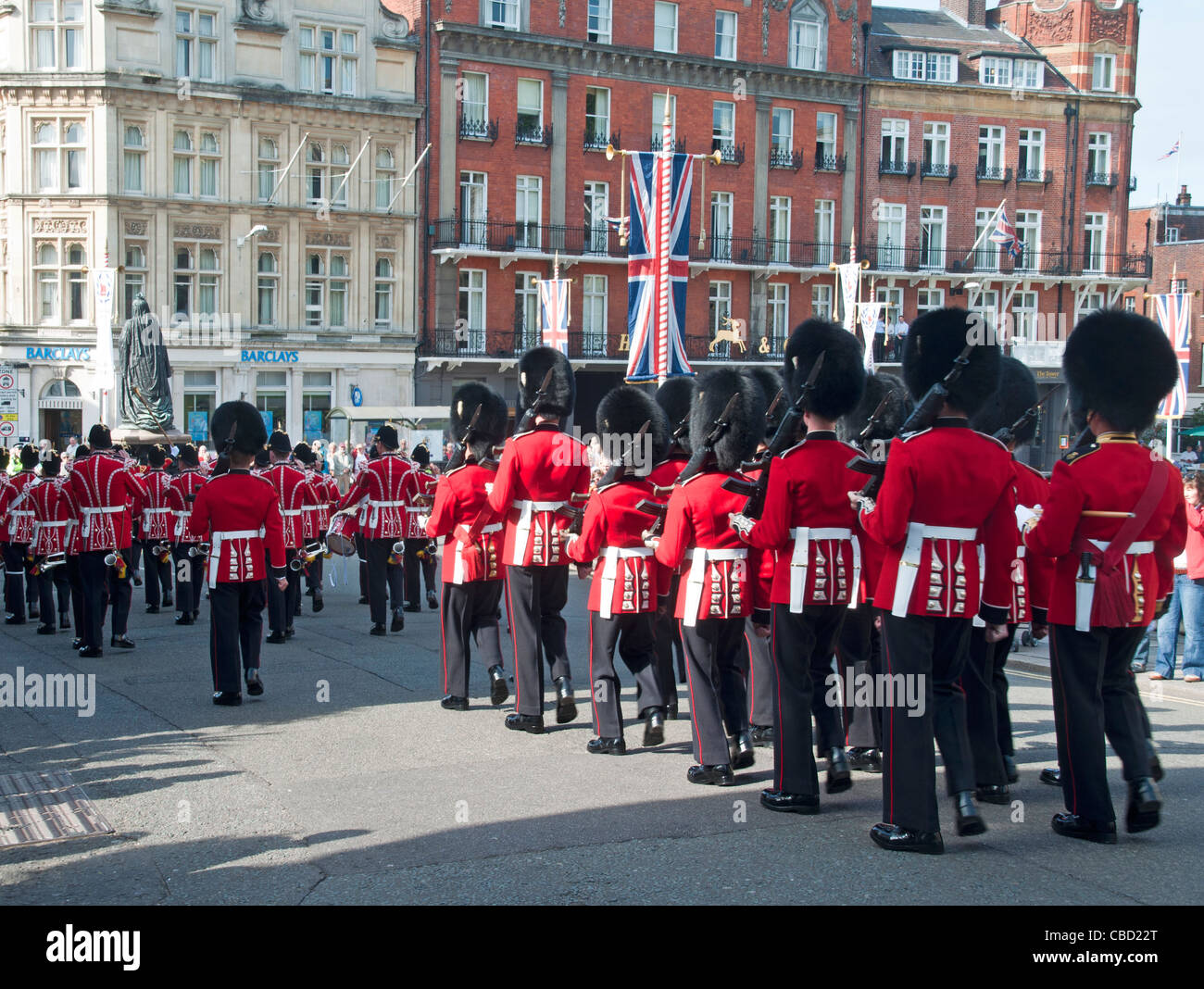 Banda militar marchando Royal Windsor Castle Foto de stock