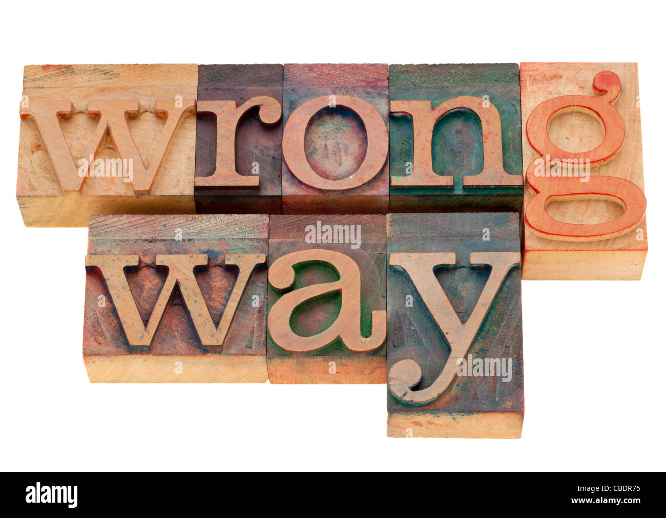 Camino equivocado - palabras aisladas en vintage tipografía bloques de madera Foto de stock