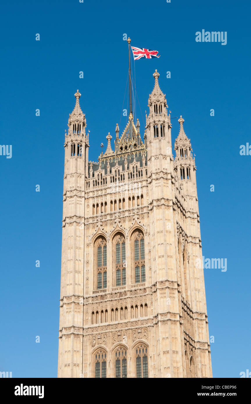 La victoria en la torre del palacio de Westminster, Londres, Inglaterra, Reino Unido. Foto de stock