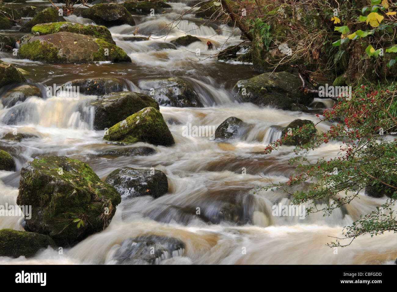 Cumbria Reino Unido agua fluida Foto de stock