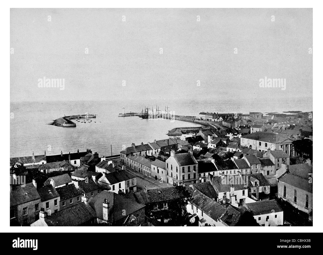 Donaghadee town en el Condado de Down en Irlanda del Norte puerto puerto faro Foto de stock