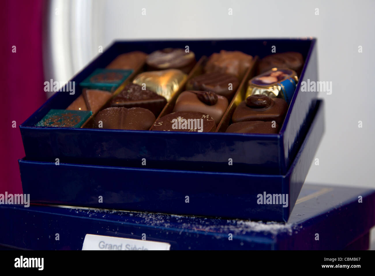 Tienda de chocolates franceses de compras fotografías e imágenes de alta resolución Alamy