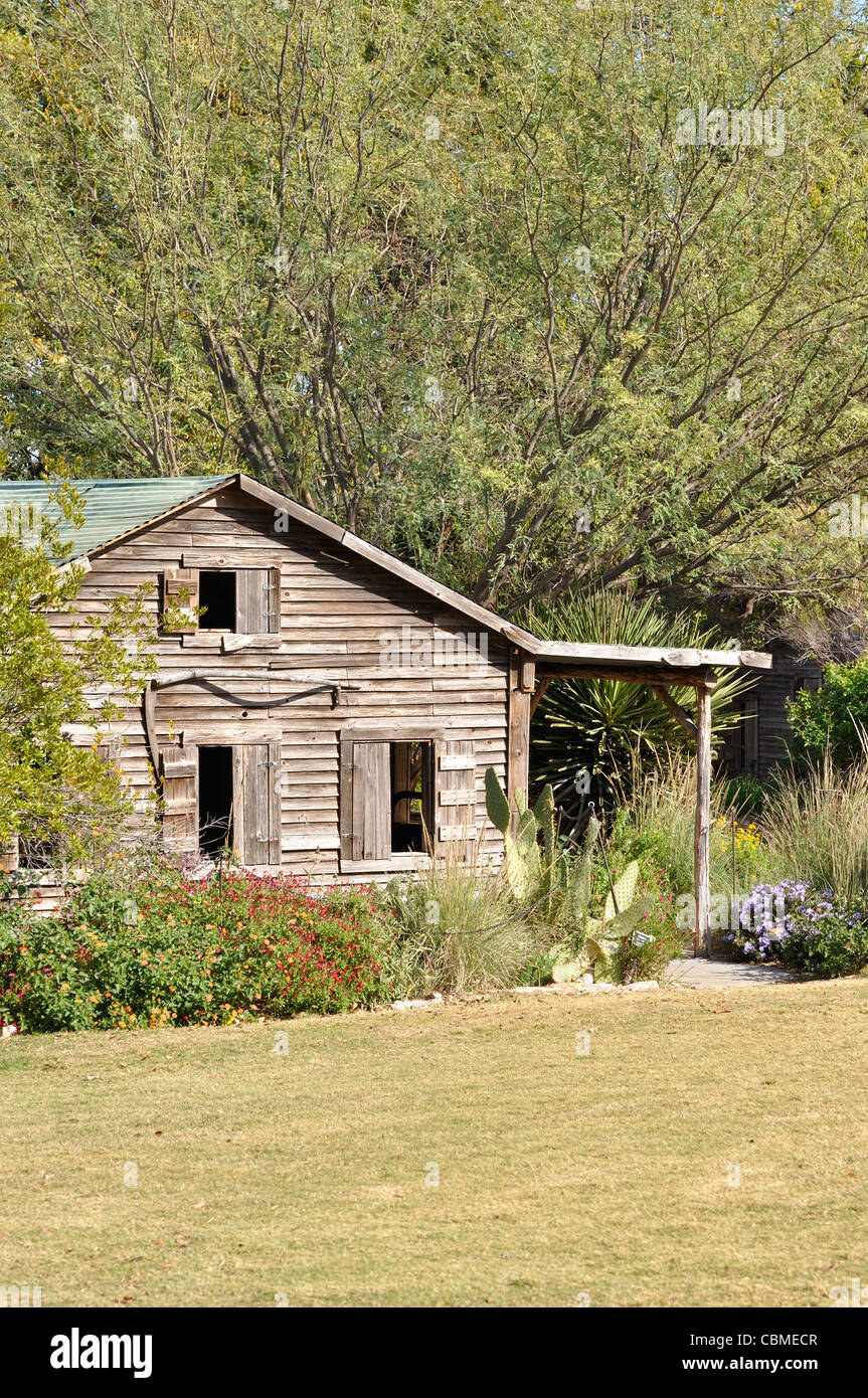 Arboretum de Dallas, Texas, . - tablillas antiguas casas de madera  Fotografía de stock - Alamy