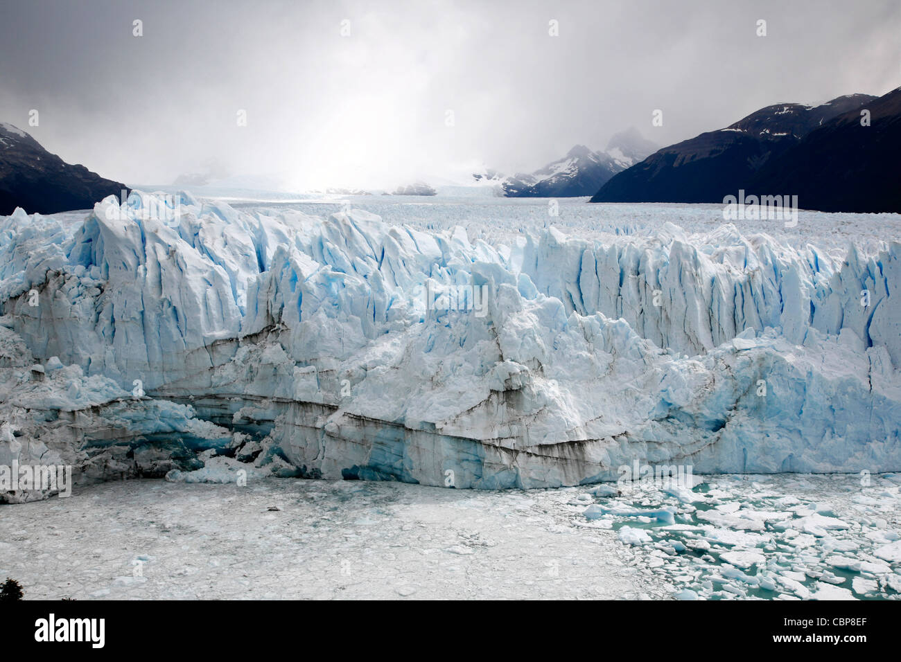 El Glaciar Perito Moreno. Parque Nacional Los Glaciares, El Calafate, provincia de Santa Cruz. Patagonia. Argentina. Foto de stock