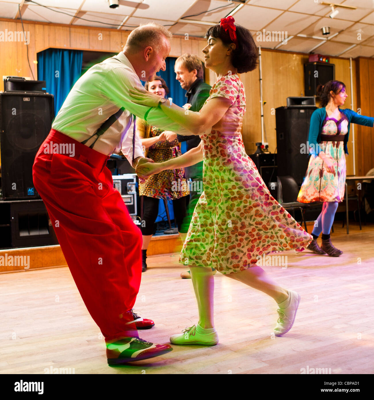 Pareja de baile swing fotograf as e im genes de alta resoluci n