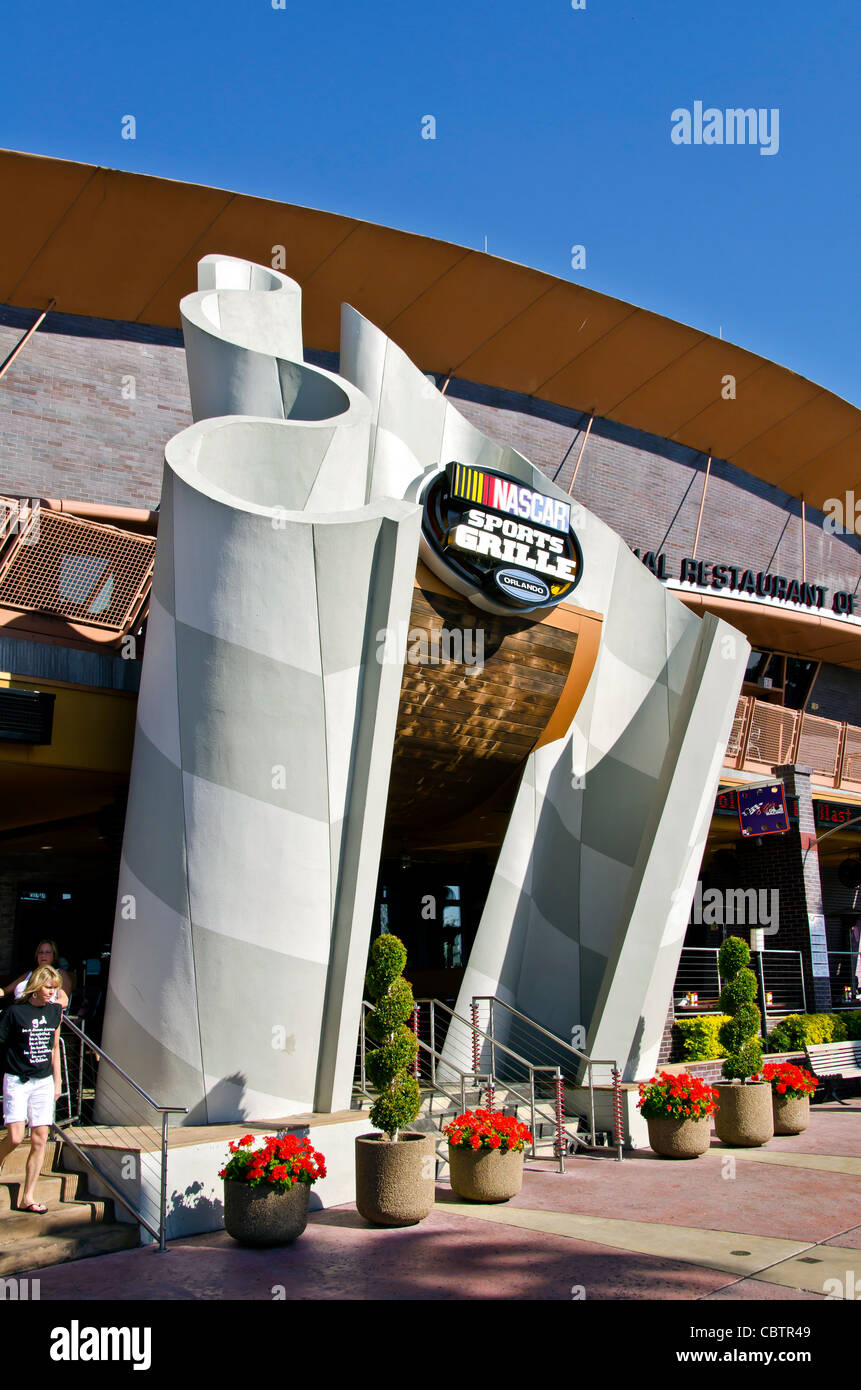 NASCAR Sports Grille Restaurant en el complejo de entretenimiento Citywalk en Universal Studios Orlando Florida Foto de stock