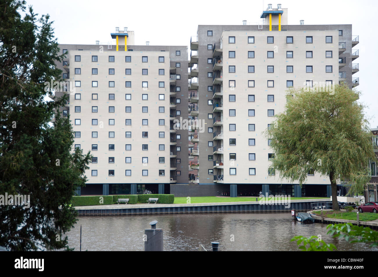 De Brink Apartamentos por el arquitecto holandés Rem Koolhaas, OMA. Groningen, Países Bajos Foto de stock