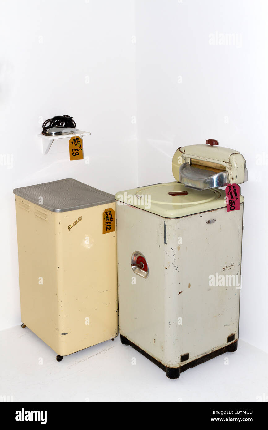 60's lavadora y secadora en un museo Fotografía de stock - Alamy