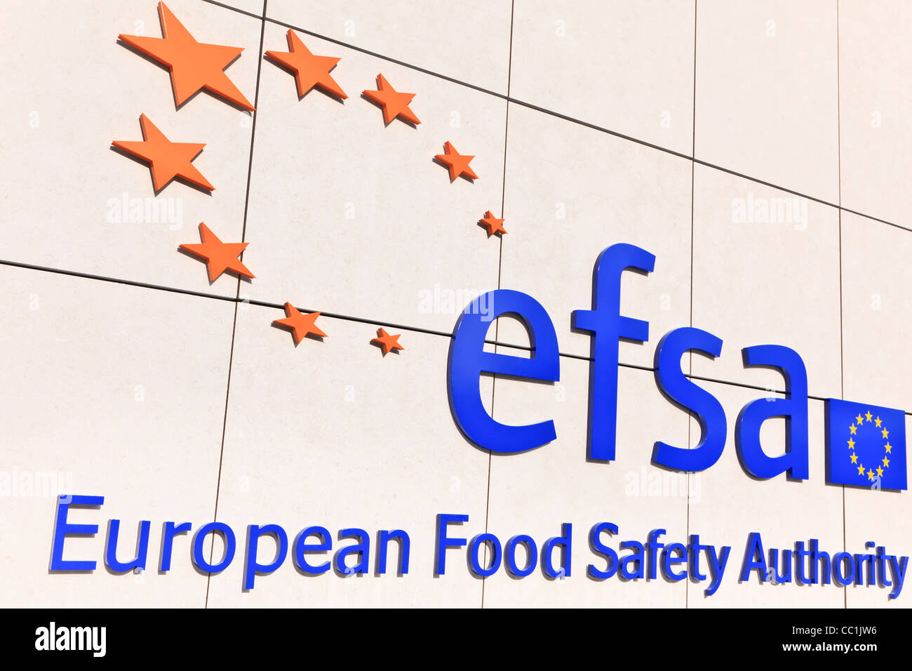 Fachada de la sede oficial de la Autoridad Europea de Seguridad Alimentaria, Parma, Emilia-Romaña, Italia Foto de stock