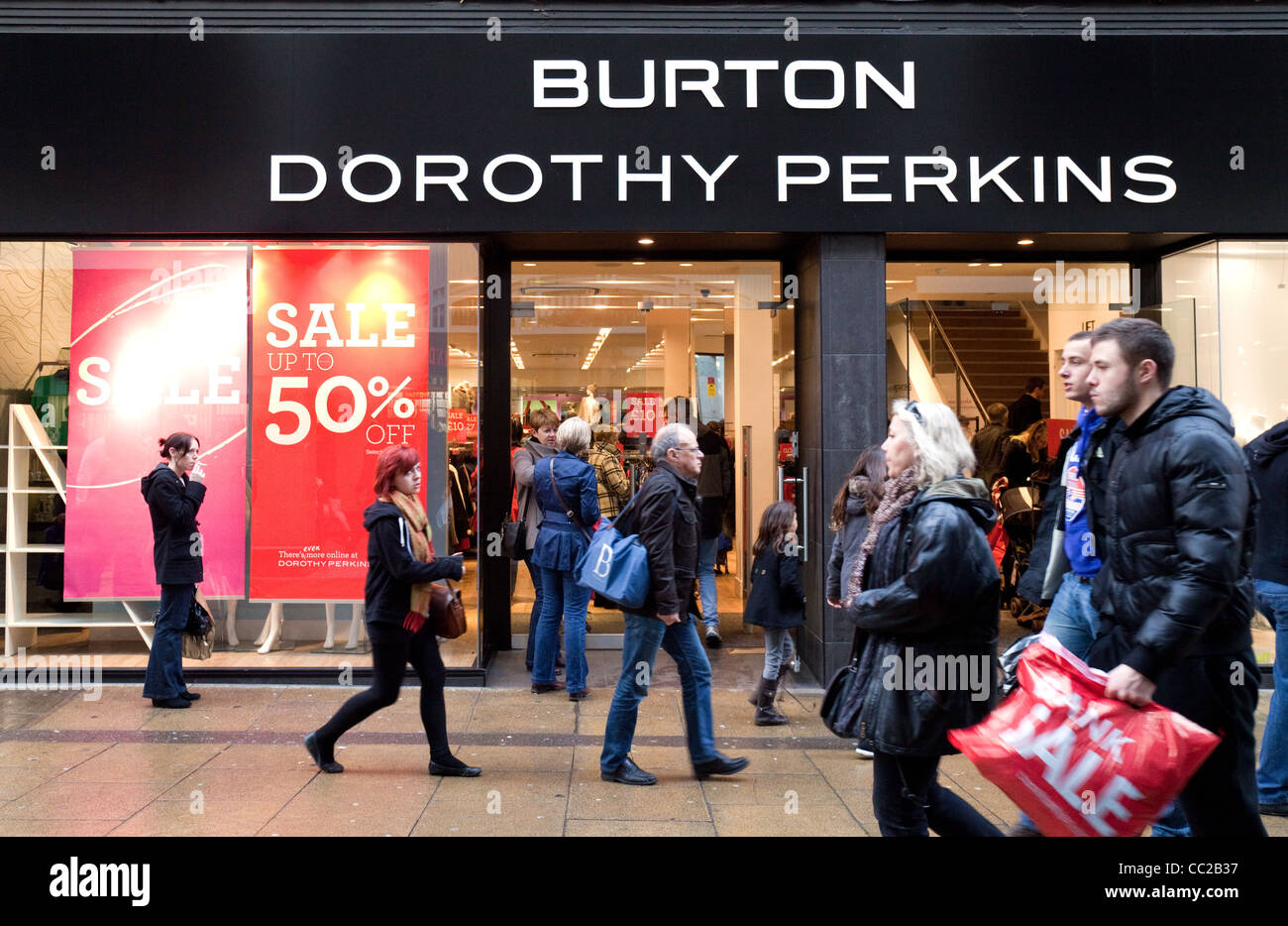 Burton dorothy perkins fotografías e imágenes de alta resolución - Alamy