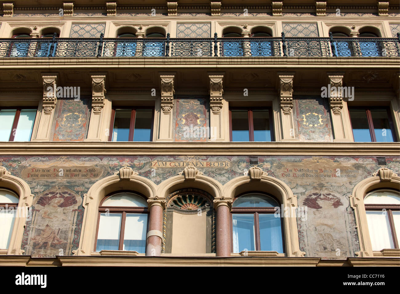 Österreich, Wien 1, Haus "Zum Goldenen Becher', Singerstraße 1 / Stock im Eisen-Platz 3 vom Architekten Alexander Wiele 1881-83 Foto de stock