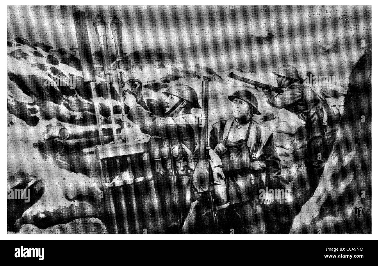 1917 Primera línea de trinchera señal de cohetes de artillería shell estrella flare fuegos artificiales rifle batería BOMBARDEO bombardeo bombardeo sacos terreros Foto de stock