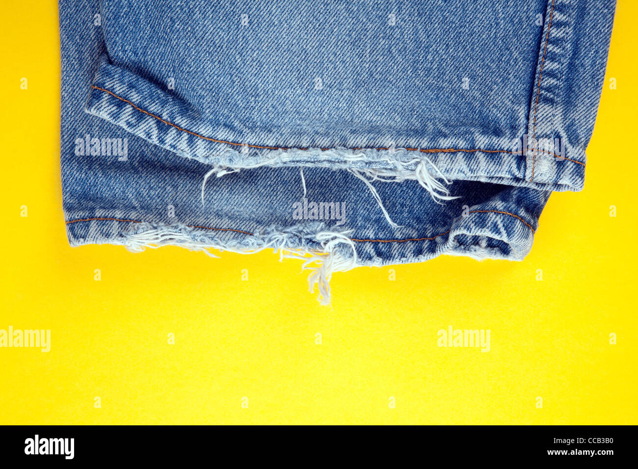 Pantalones vaqueros ajustados de moda para hombre, pantalones vaqueros  deshilachados, pantalones vaqueros rasgados con rayas laterales, pantalones  de tubo, ropa informal estilo Hip Hop(#blue) | Linio México -  GE598FA0QMGZ9LMX