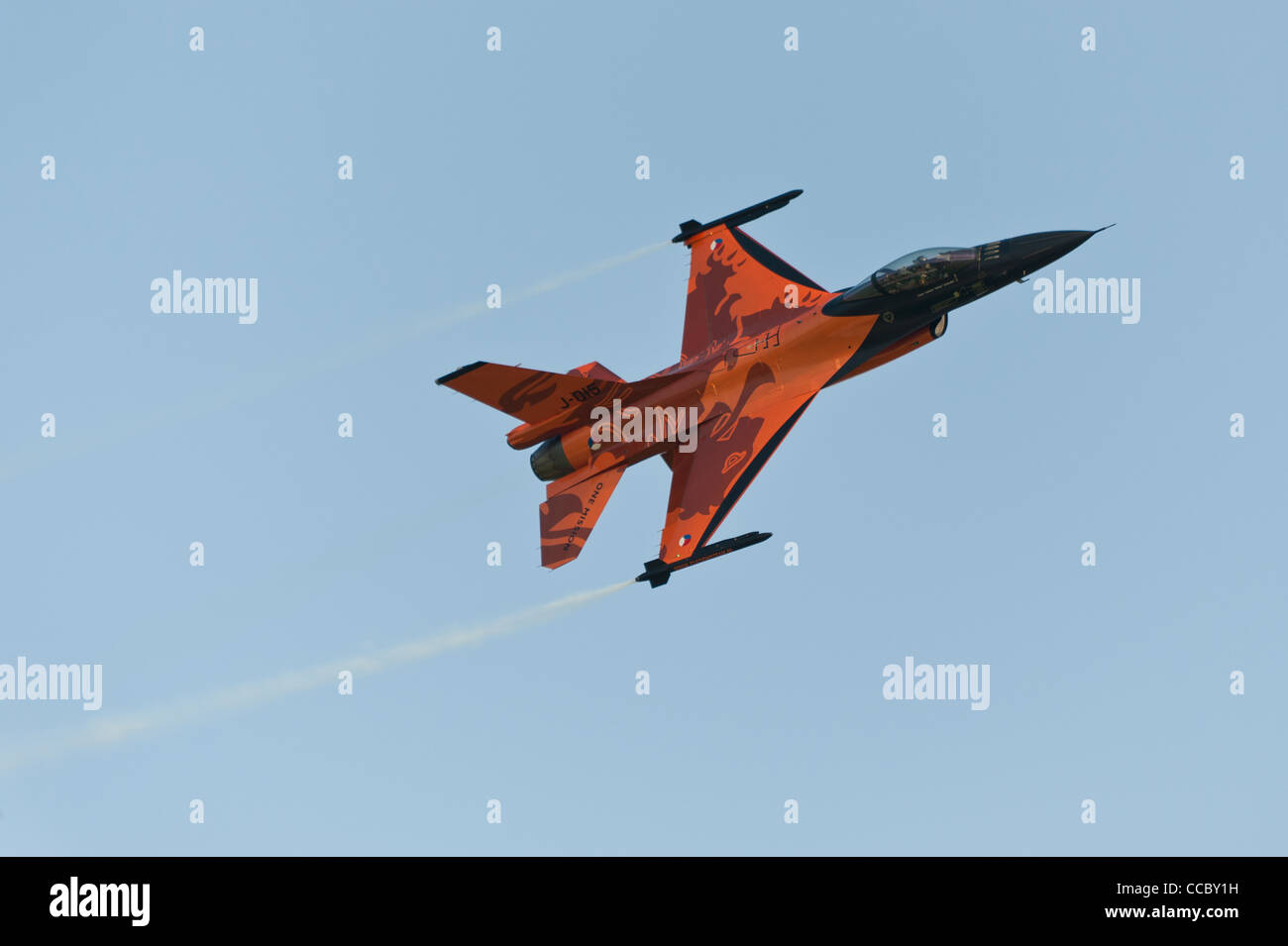 El equipo de demostración F-16 holandés Foto de stock