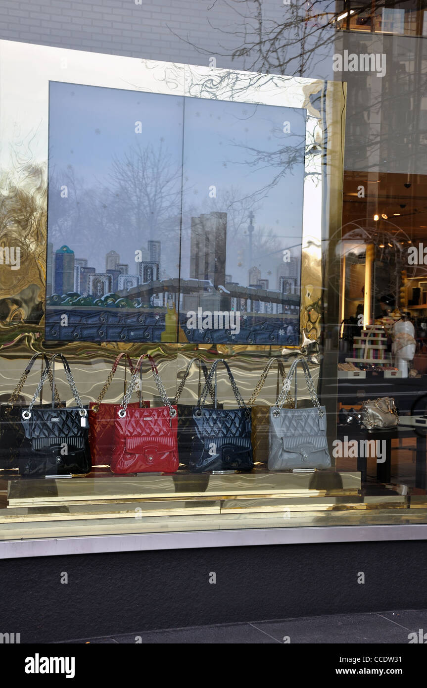 Bolso Coach Store Nueva York EE.UU Fotograf a de stock Alamy