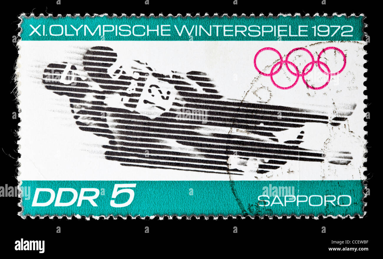 Sello: XI. Juegos Olímpicos de Invierno 1972, DDR, estampado Foto de stock