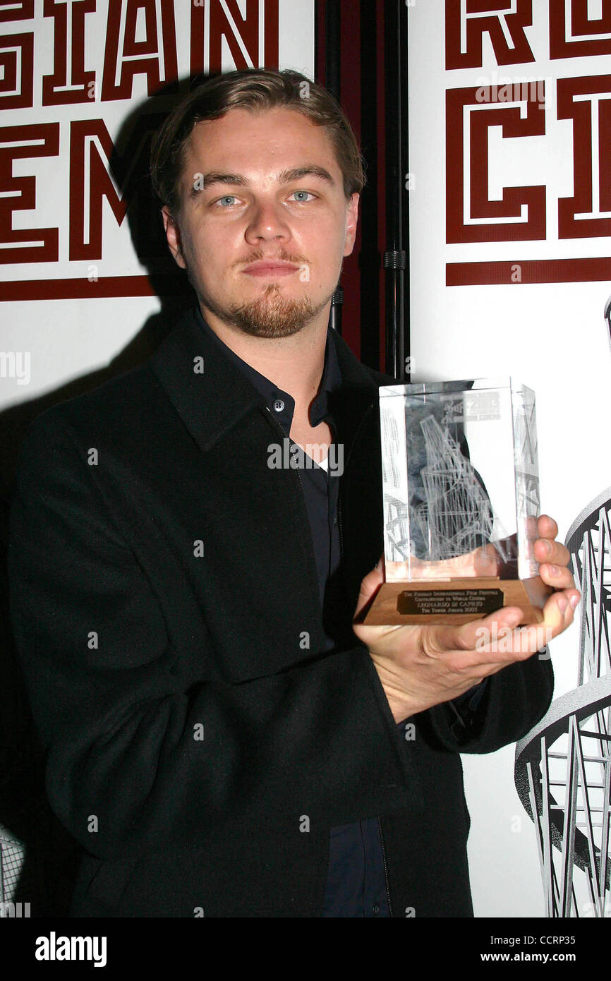 Abril 20, 2003 - Hollywood, California, EE.UU. - I7568CHW.EXCLUSIVOS DEL FESTIVAL INTERNACIONAL DE CINE ruso-Adjudicación de Leonardo Dicaprio el prestigioso premio de la torre por su contribución al cine mundial.ARCLIGHT HOLLYWOOD, Hollywood, CA .20/04/2003 . / / 2003 .Leonardo Dicaprio(Crédito Imagen: Â© Clinton Foto de stock