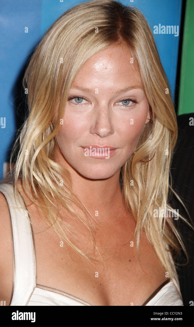 Actor kelli giddish attends nbc fotografías e imágenes de alta(03)