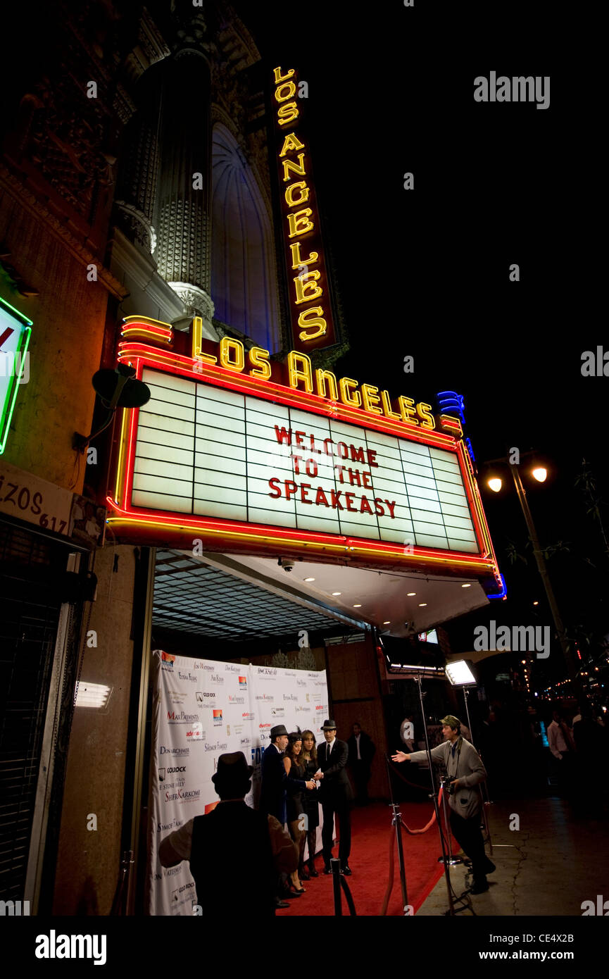 El Teatro de Los Ángeles, en 615 South Broadway, Los Angeles, California, EE.UU. (disparo nocturno) Foto de stock