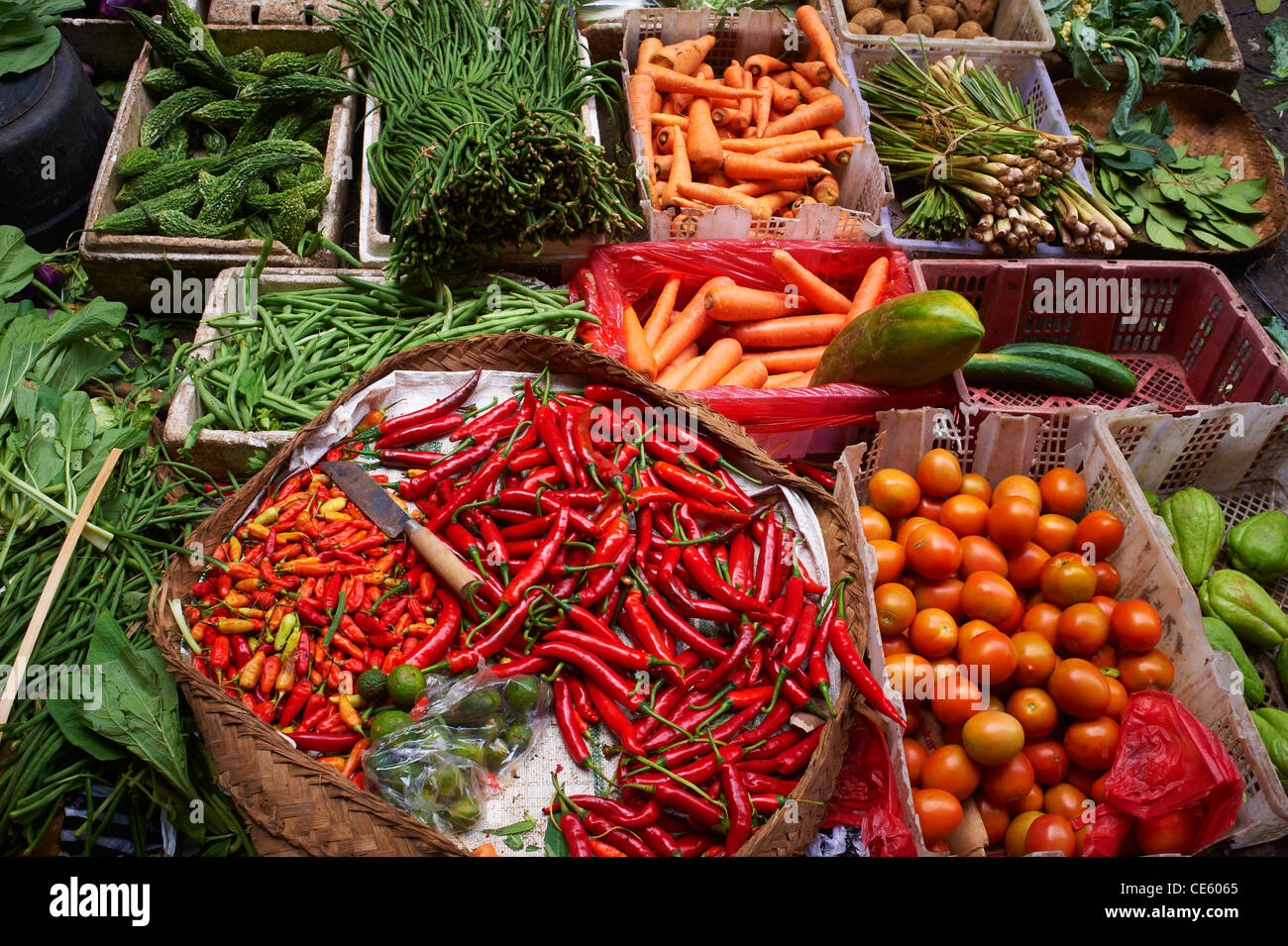 Verduras en mercados de Ubud, Bali, Indonesia Foto de stock
