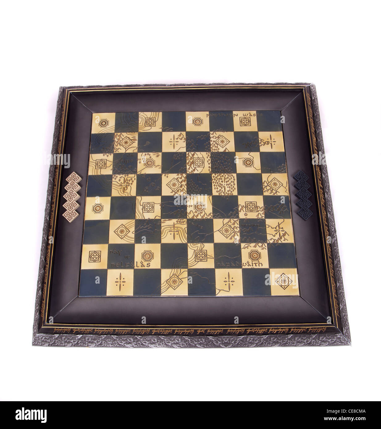 Tablero de ajedrez de El Señor de los Anillos Fotografía de stock - Alamy