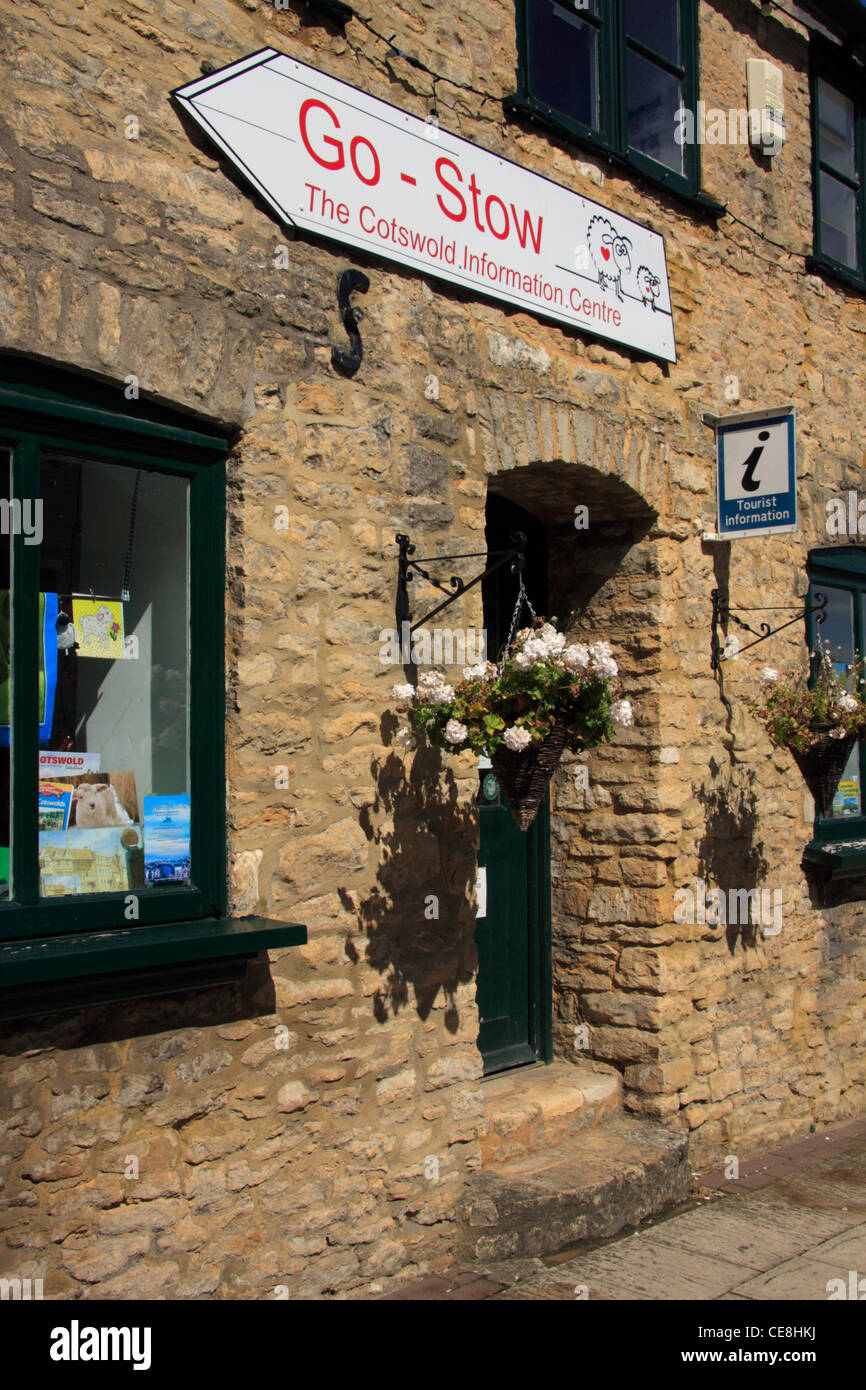 Ir Stow Cotswold en Centro de Información al visitante sobre el Stow Wold en los Cotswolds. Foto de stock