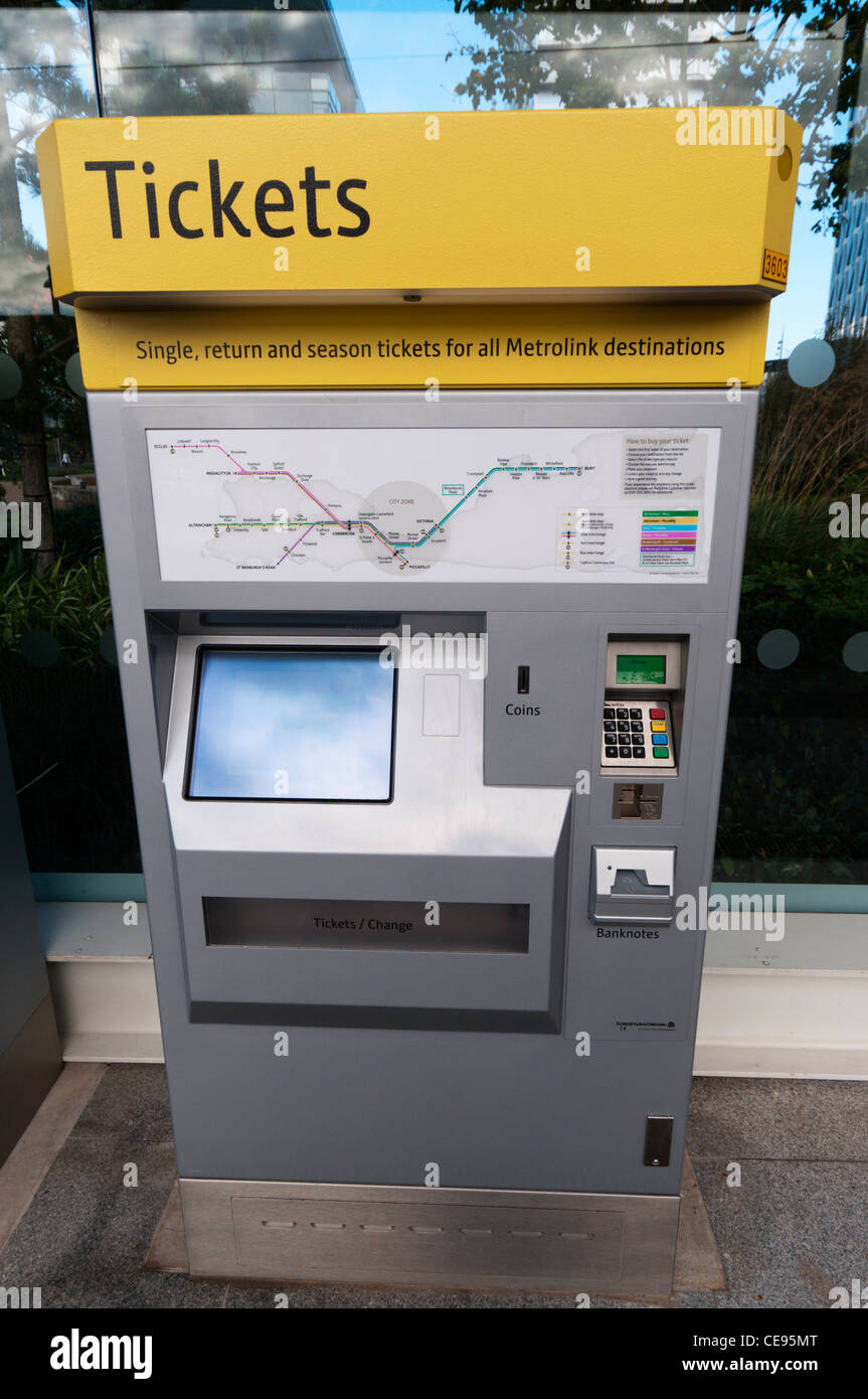 Máquina de billetes de Metrolink de Manchester. Foto de stock
