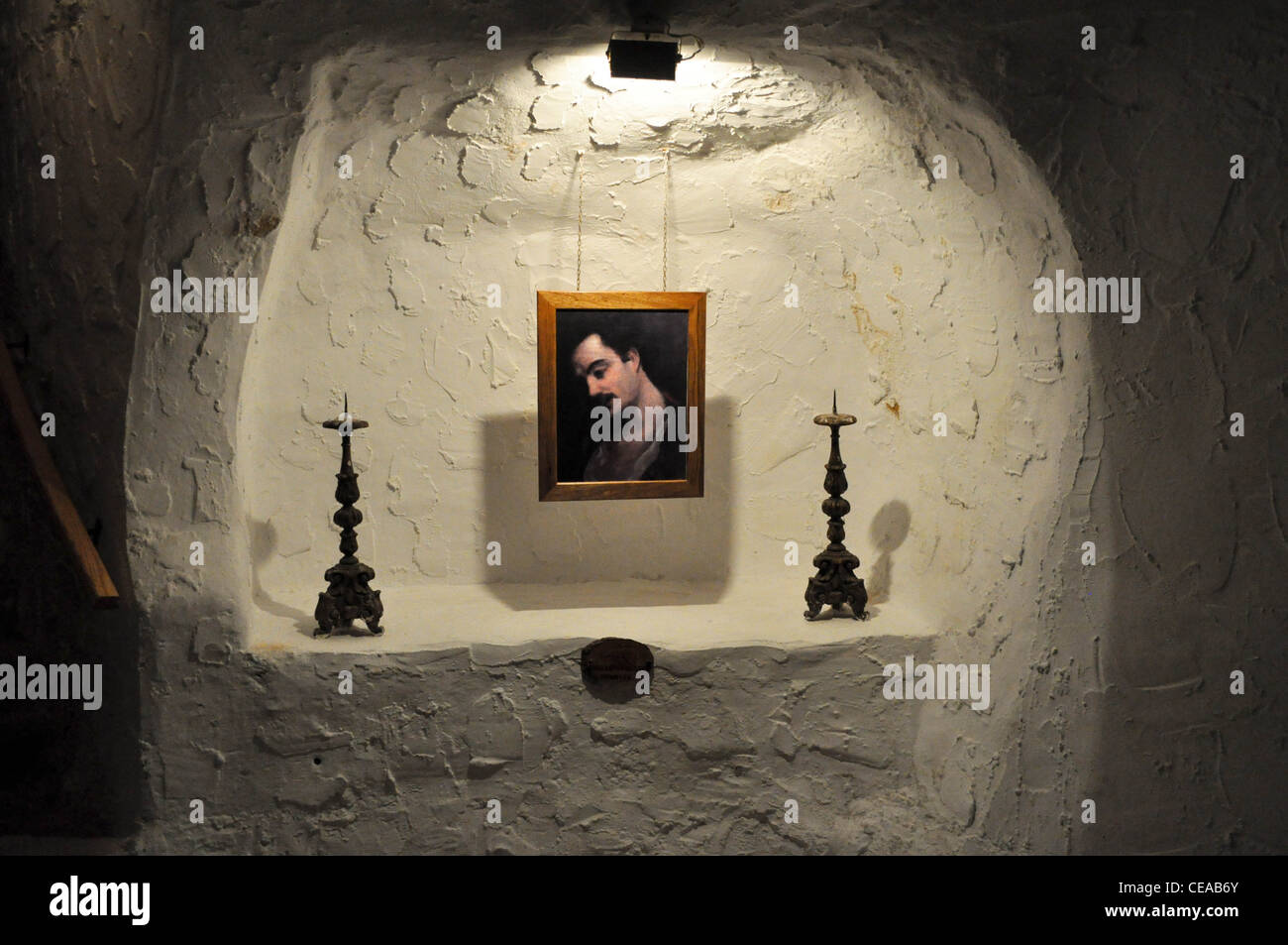 El Museo Gibran Khalil Gibran y el último lugar de descanso en Bsharri, Líbano: la tumba Foto de stock