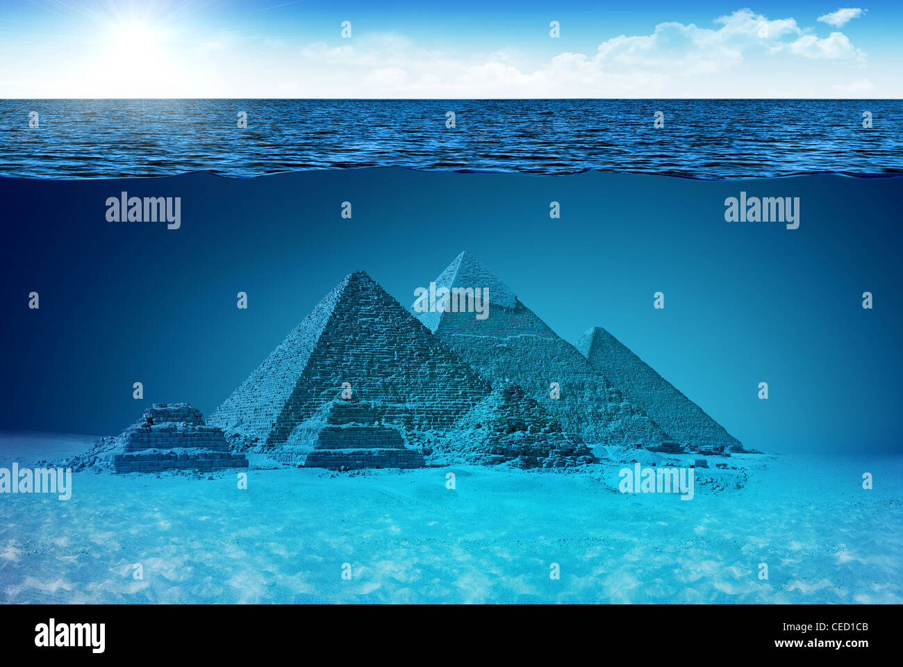 Pirámides desconocido bajo el agua Fotografía de stock - Alamy