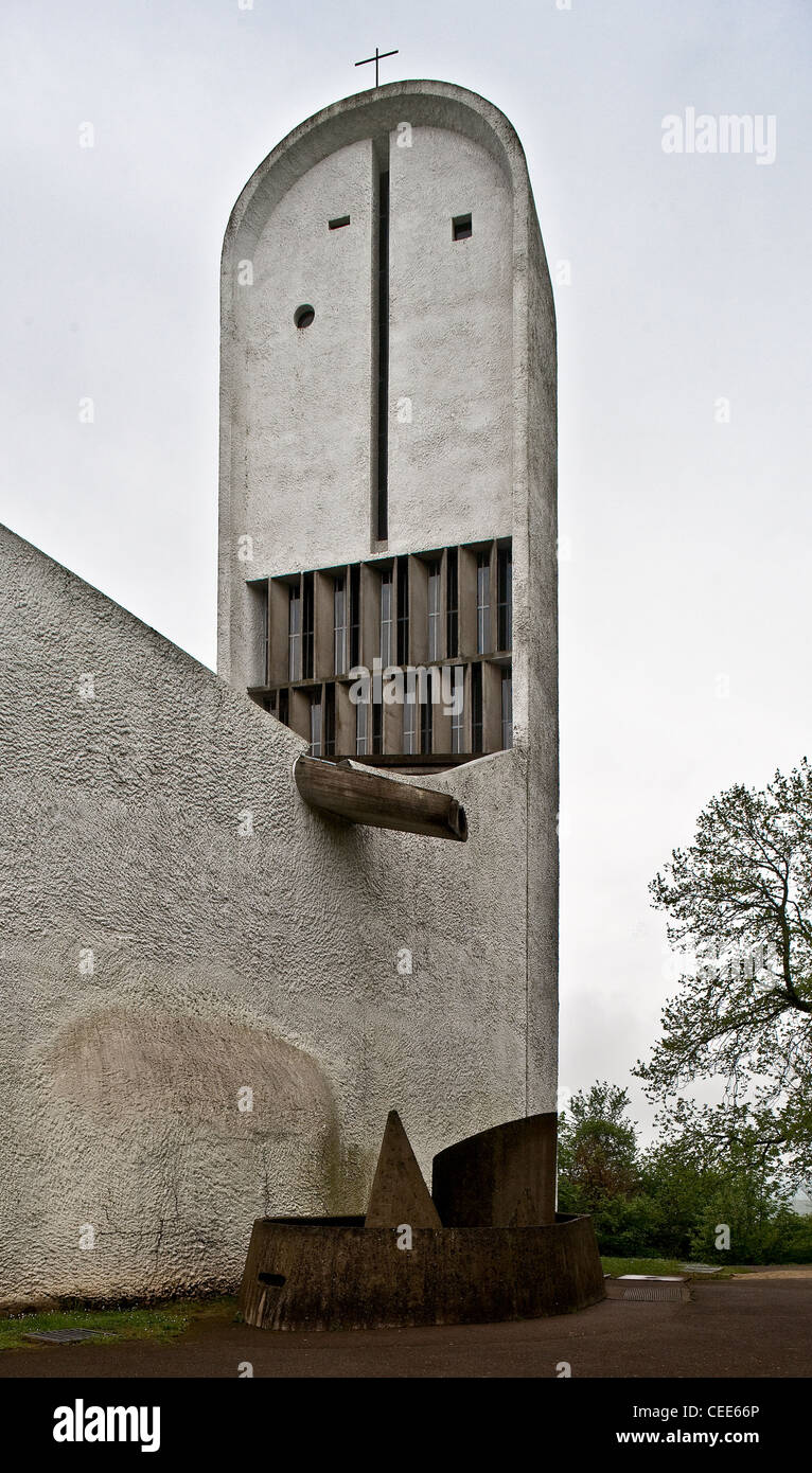 Ronchamp bei Belfort, Wallfahrtskirche Notre-Dame-du-Haut Foto de stock