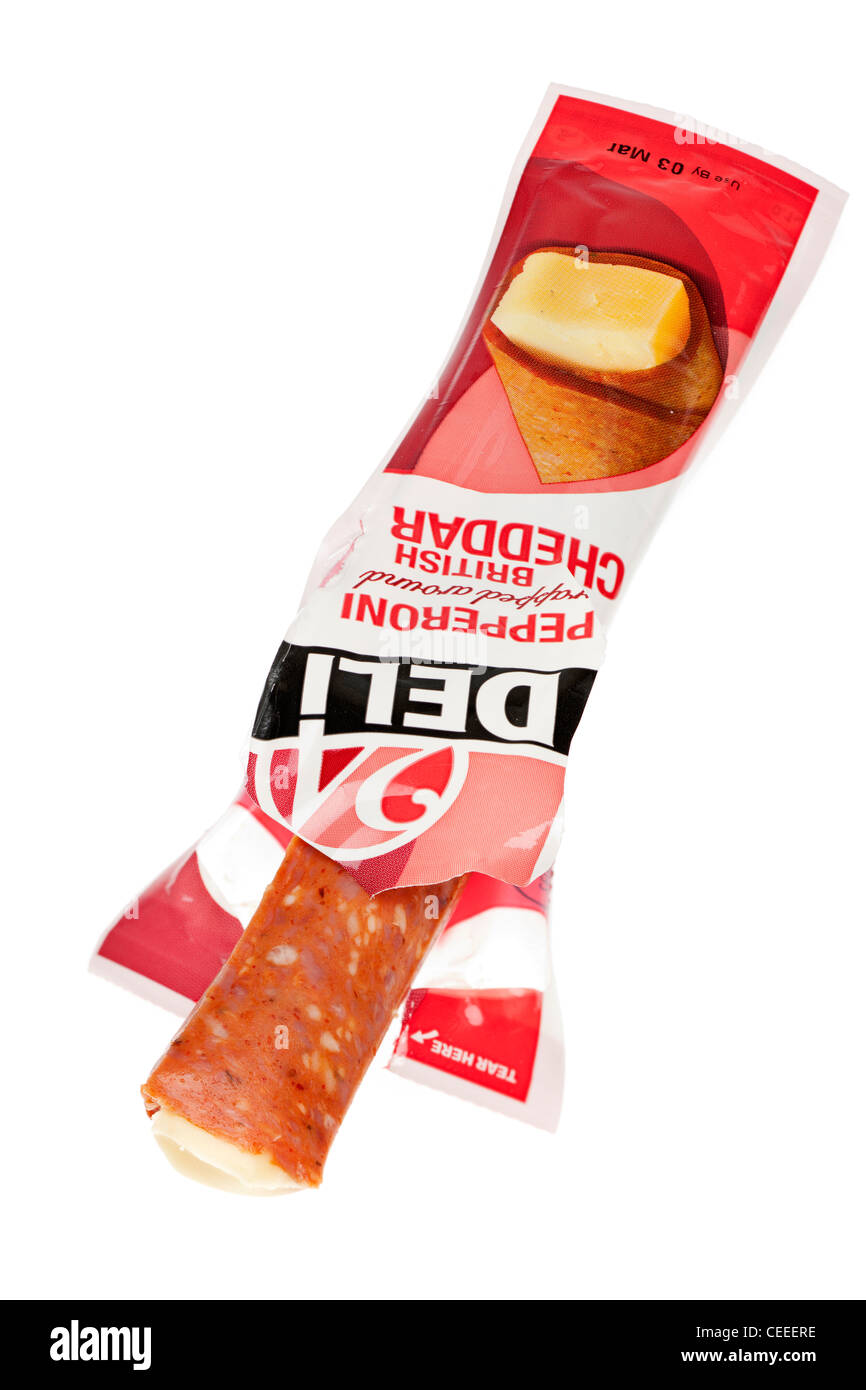 Con Pepperoni queso cheddar llenado por Deli Fotografía de stock Alamy