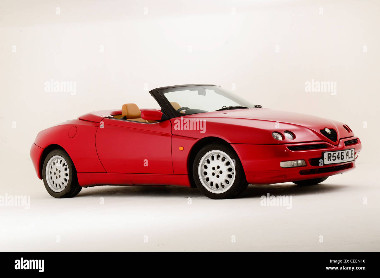 1997 Alfa Romeo spyder Foto de stock