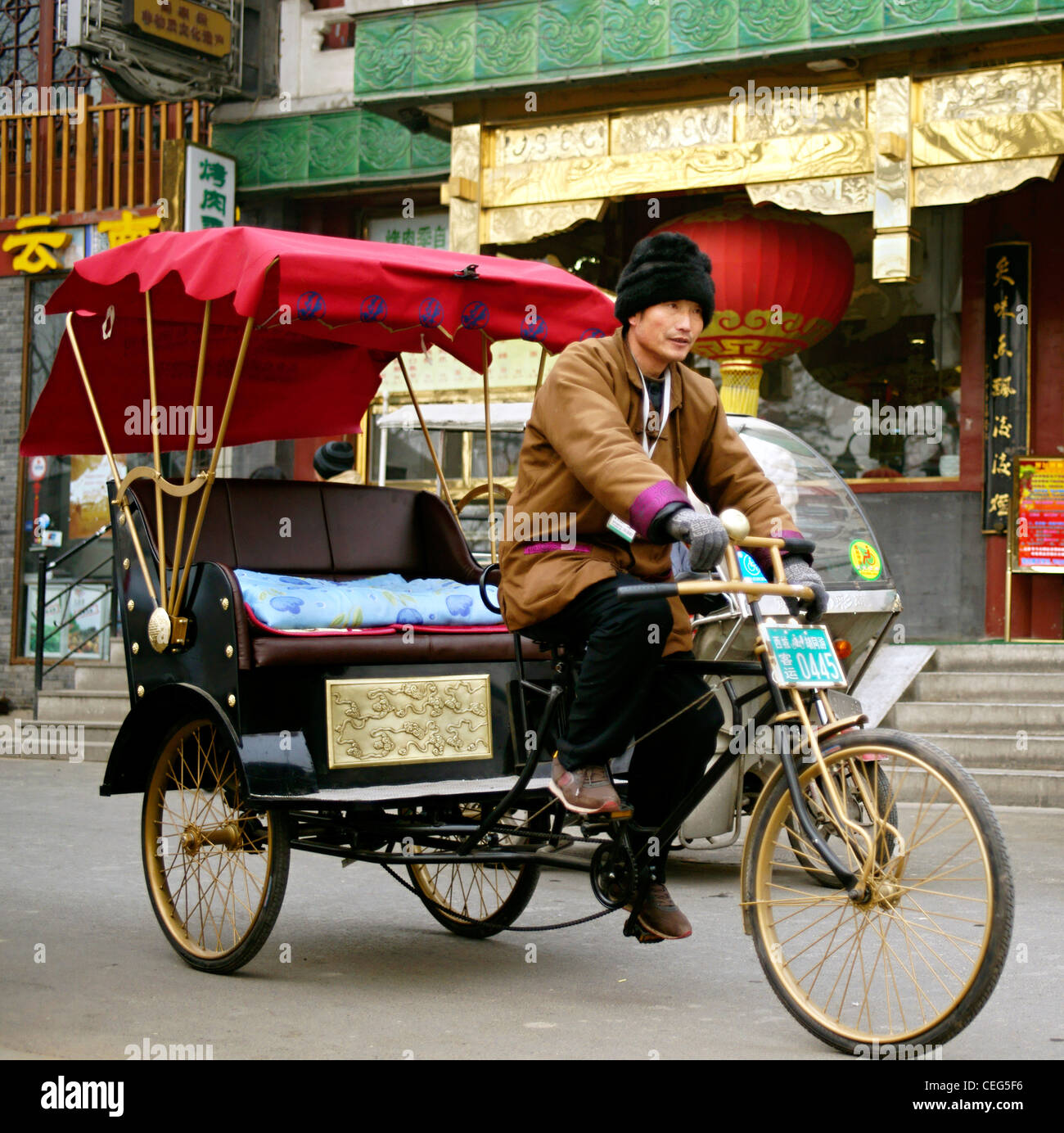 Bicycle taxi beijing china fotografías e imágenes de alta resolución - Alamy