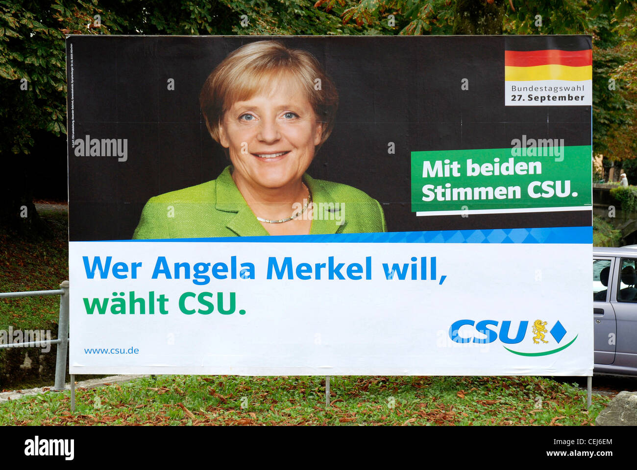 Cartel electoral del partido bávaro CSU de Angela Merkel en las elecciones parlamentarias de 2009. Foto de stock