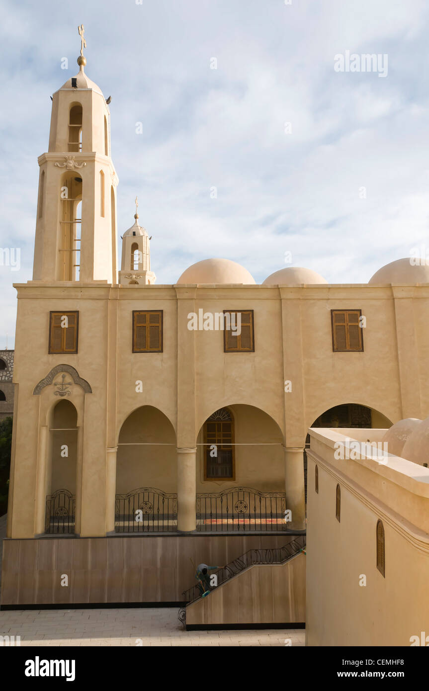 Deir Al Muharraq monasterio copto Assiyut región Egipto Foto de stock