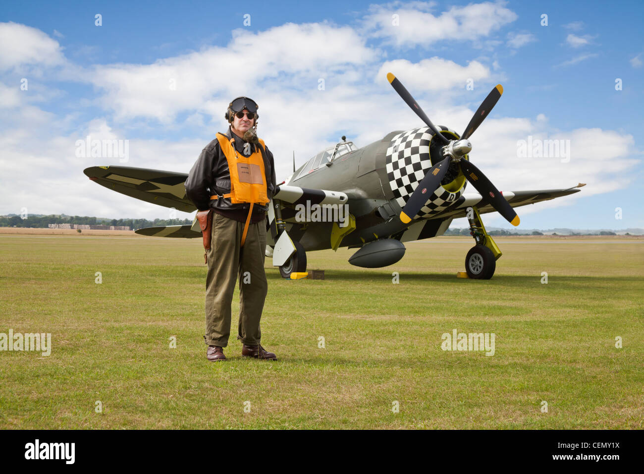 Piloto y su Thunderbolt P47 Foto de stock