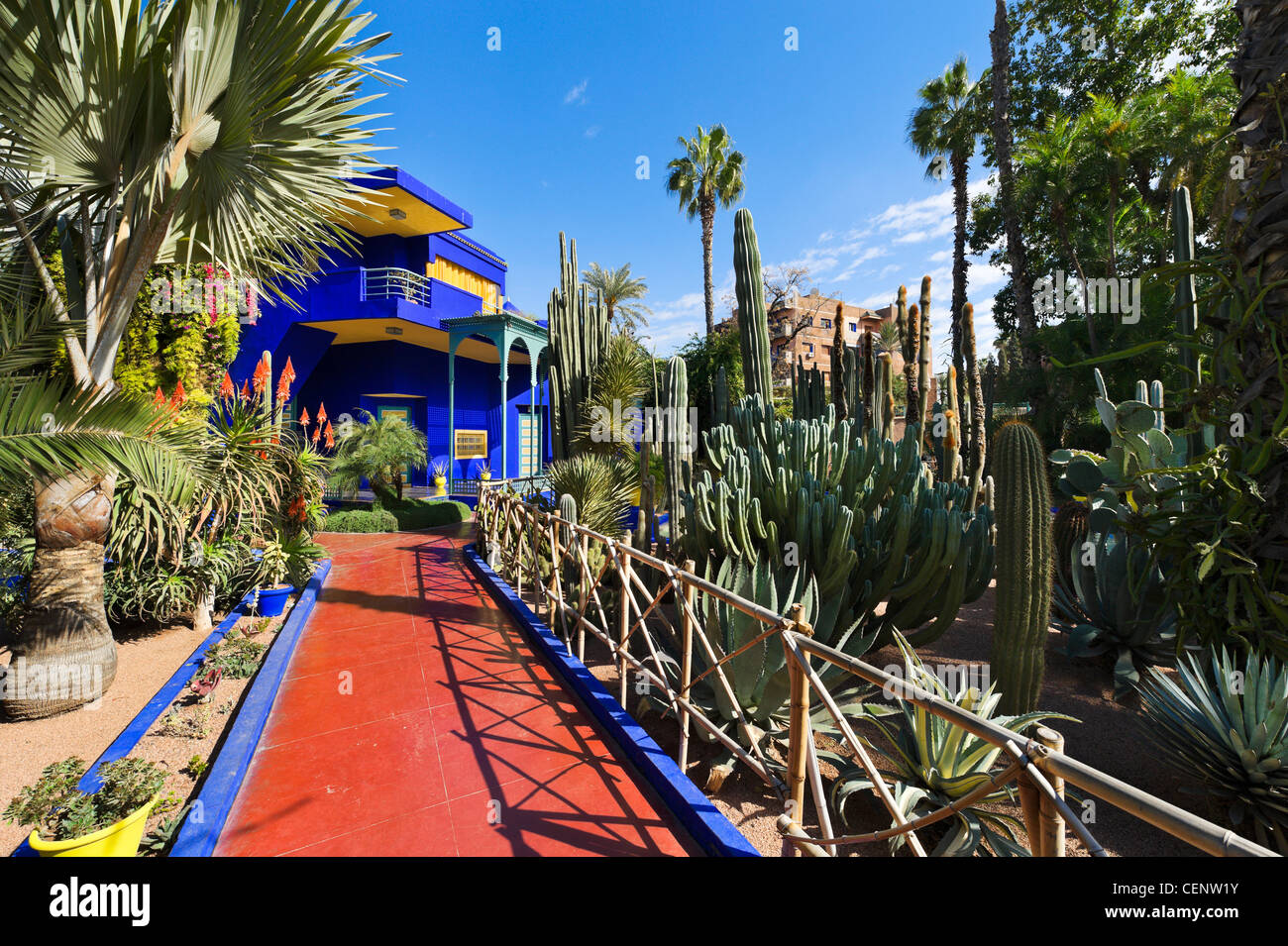 Jardin Majorelle. Villa de estilo art déco en el centro del jardin Majorelle, en Marrakech, Marruecos, Norte de África Foto de stock